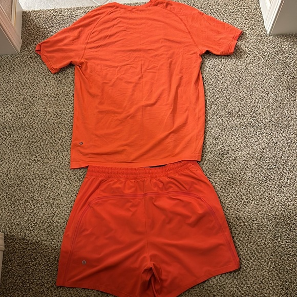 Men’s Large Lululemon t shirt and shorts bundle - Picture 2 of 10